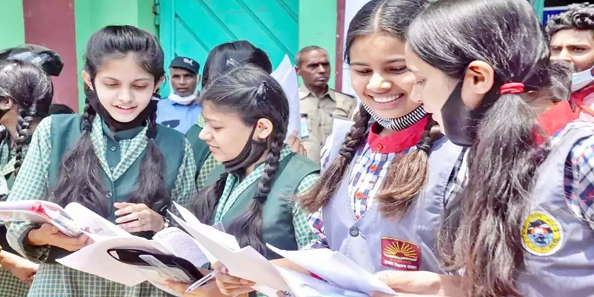 তৈলচিত্রের ভূত গল্পের ৯টি বহুনির্বাচনি প্রশ্নোত্তর, ৫ম পর্ব, অষ্টম শ্রেণির বাংলা